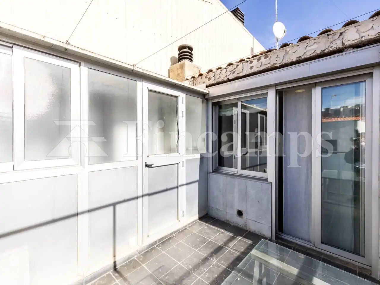 Vista exterior de Casa o chalet en venta en Sabadell con Aire acondicionado, Calefacción y Parquet