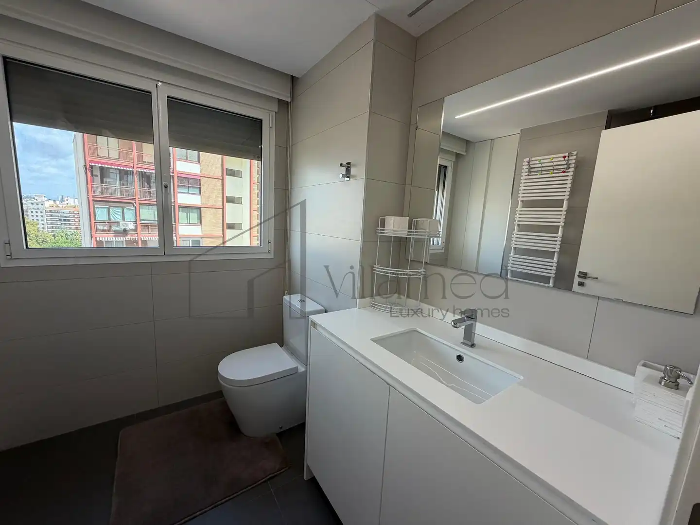 Bany de Pis de lloguer en Valencia amb Aire condicionat, Calefacció i Terrassa