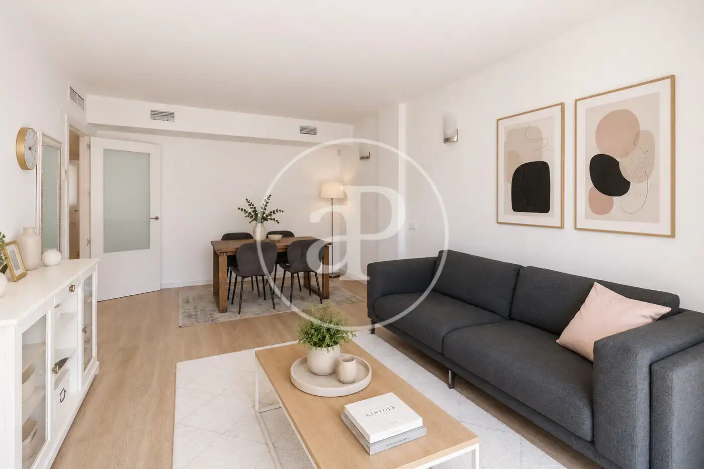 Living room of Flat for sale in Sant Just Desvern  with Air Conditioner, Heating and Terrace