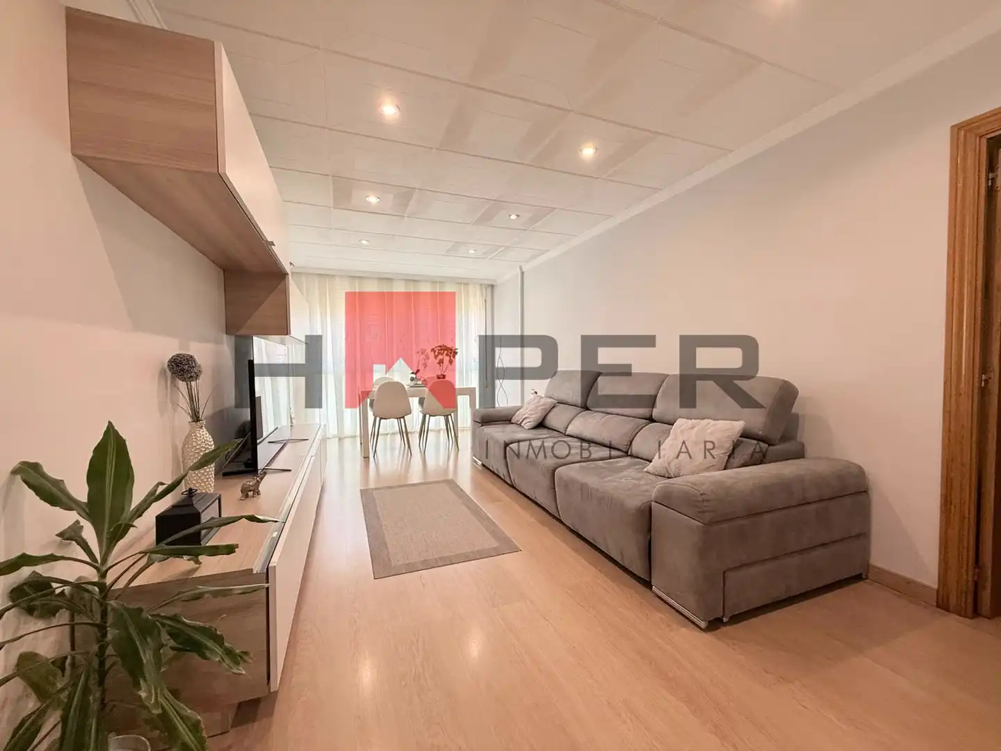 Living room of Flat for sale in El Prat de Llobregat  with Heating and Parquet flooring