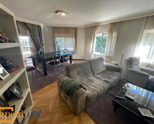 Living room of Flat for sale in Salamanca Capital  with Balcony