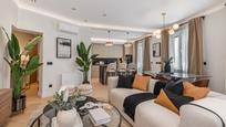Living room of Flat for sale in  Madrid Capital  with Air Conditioner, Heating and Private garden