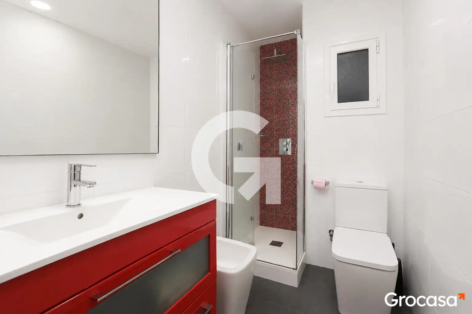 Bathroom of Flat for sale in L'Hospitalet de Llobregat  with Terrace and Oven