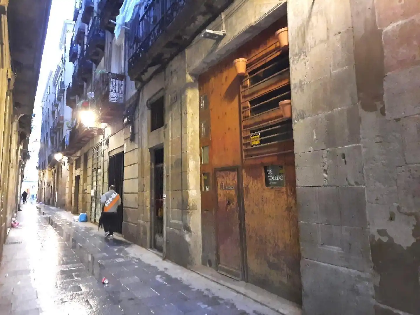 Außenansicht von Wohnung zum Verkauf in Barcelona