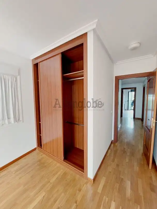 Bedroom of Flat for rent in Oviedo   with Heating, Storage room and Oven