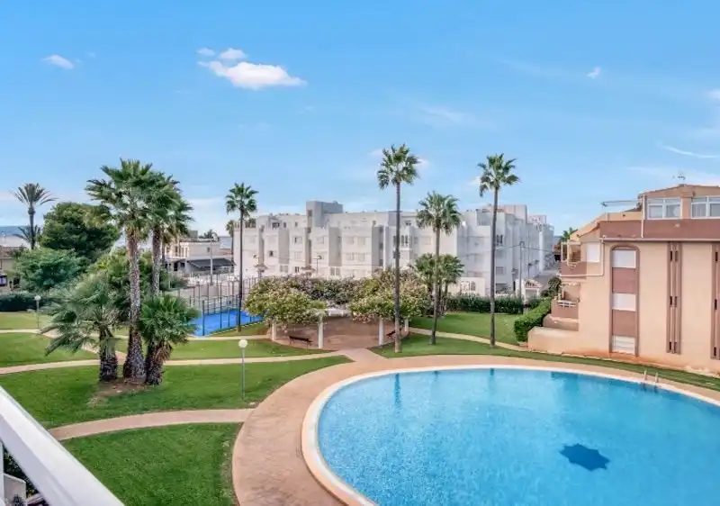 Piscina de Ático en venta en Dénia con Aire acondicionado, Calefacción y Terraza