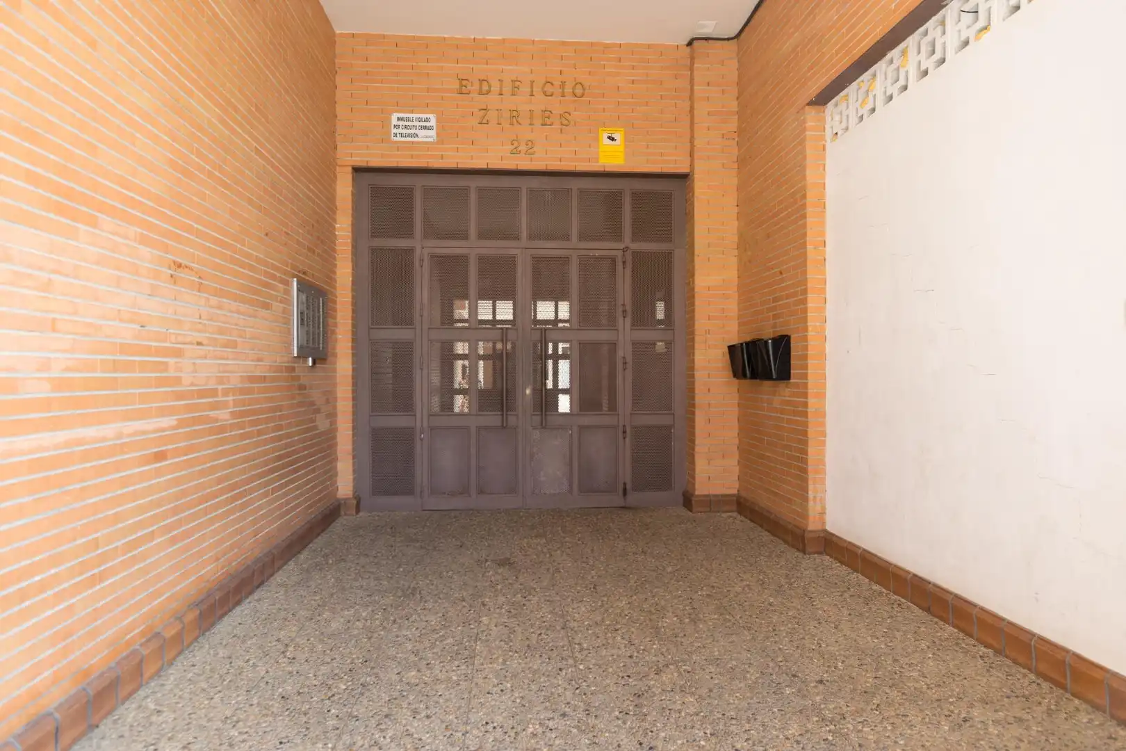 Business premises for sale in Cenes de la Vega, imagen 8