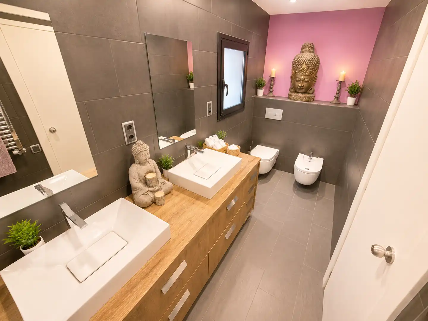 Bathroom of Duplexes for sale in Santa Coloma de Gramenet  with Air Conditioner, Heating and Parquet flooring