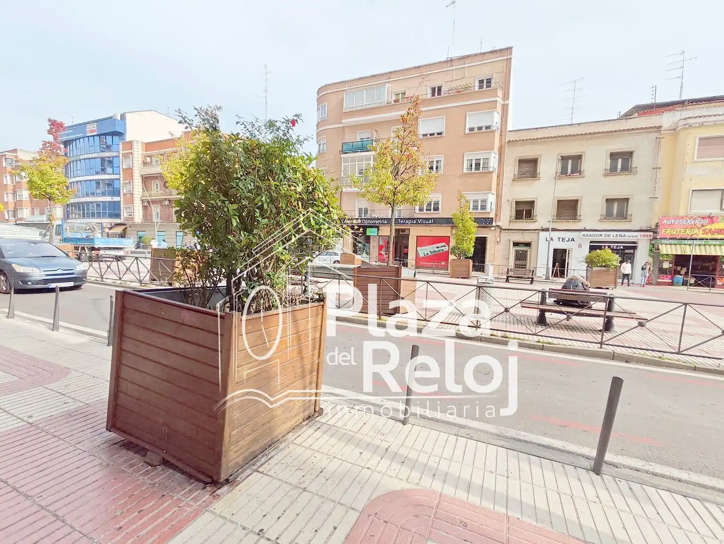 Vista exterior de Local en venta en Talavera de la Reina