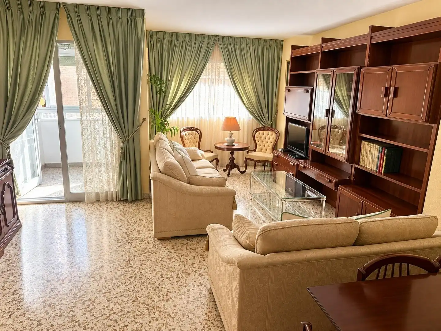Appartamento con terrazza in vendita a CARLOS FRONTAURA