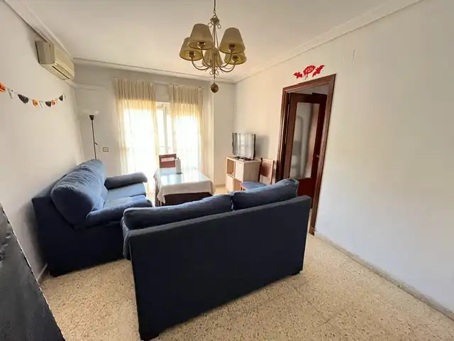 Wohnzimmer von Wohnung zur Miete in Sevilla mit Klimaanlage, Terrasse und Möbliert