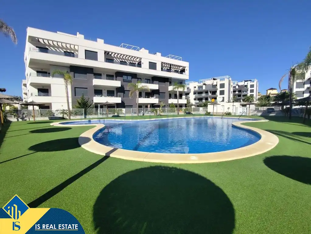 Penthouse mit Pool zum Verkauf in San Miguel de Salinas