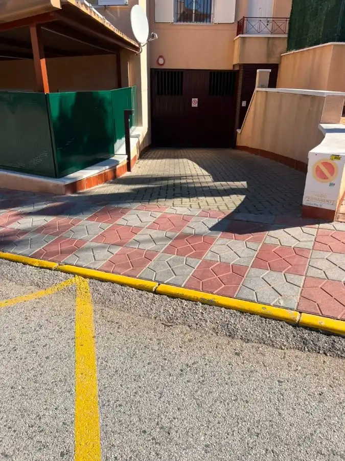 Mini appartamento con piscina in vendita a Avenida Av. de Polonia 154, imagen 16