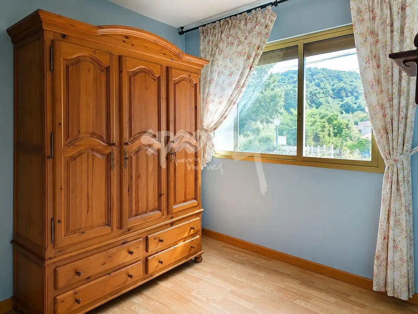 Habitación de Casa o chalet en venta en Ponferrada con Calefacción y Amueblado