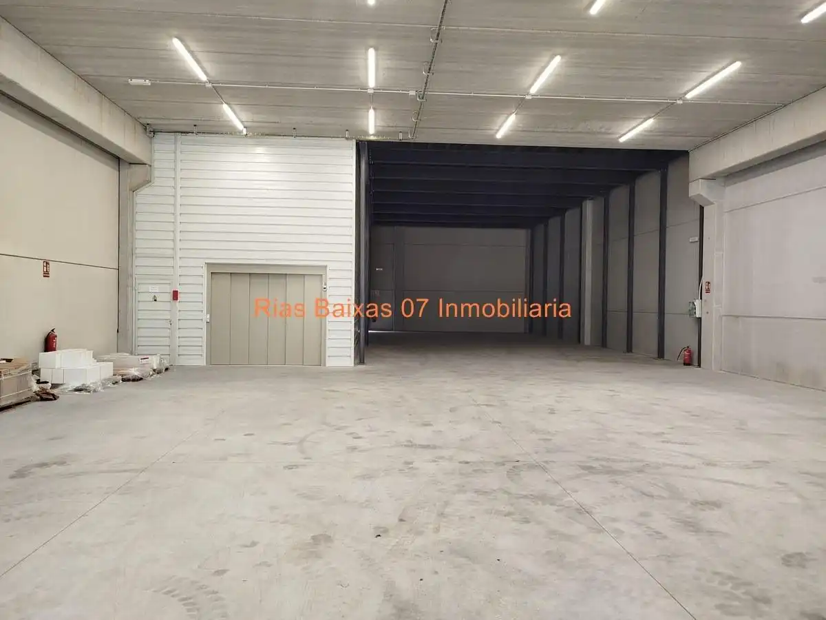 Nave industrielle à louer à Mos, imagen 8