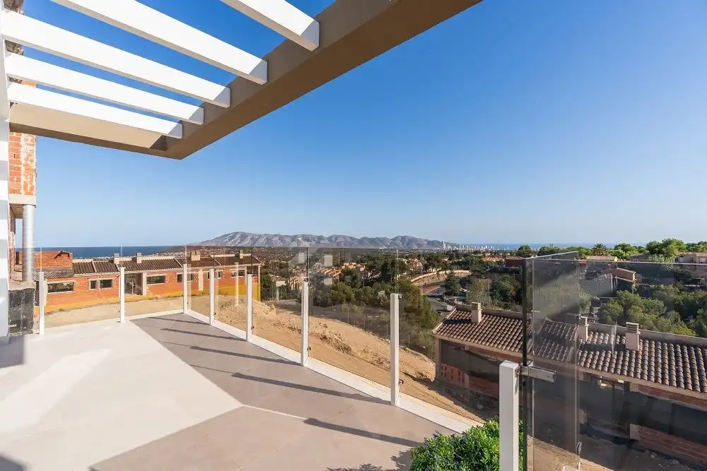 Terraza de Casa o chalet en venta en La Nucia con Aire acondicionado, Calefacción y Jardín privado