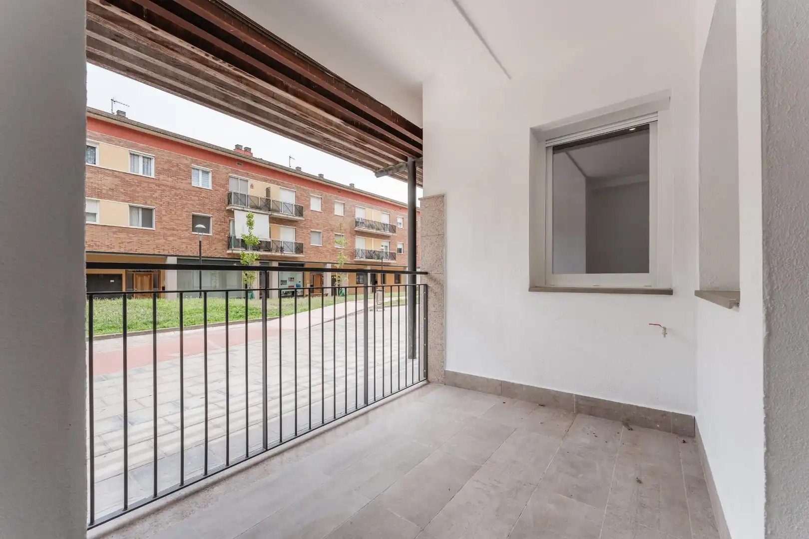 Terrasse von Erdgeschoss zum Verkauf in Montmeló mit Heizung und Balkon