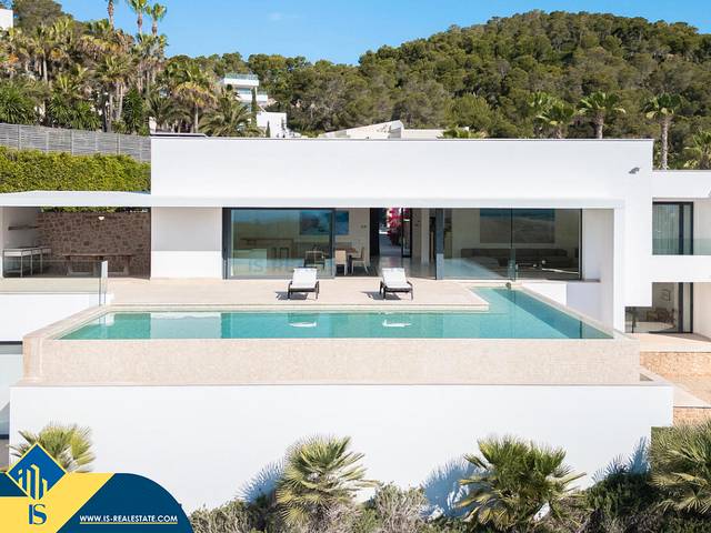 Casa-chalet en Venta en Es Cubells