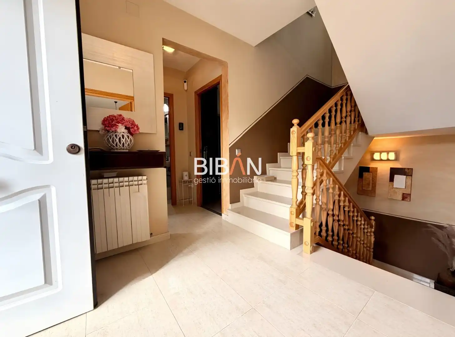 Detached homes for sale in Tarragona  with Air Conditioner, Heating and Storage room