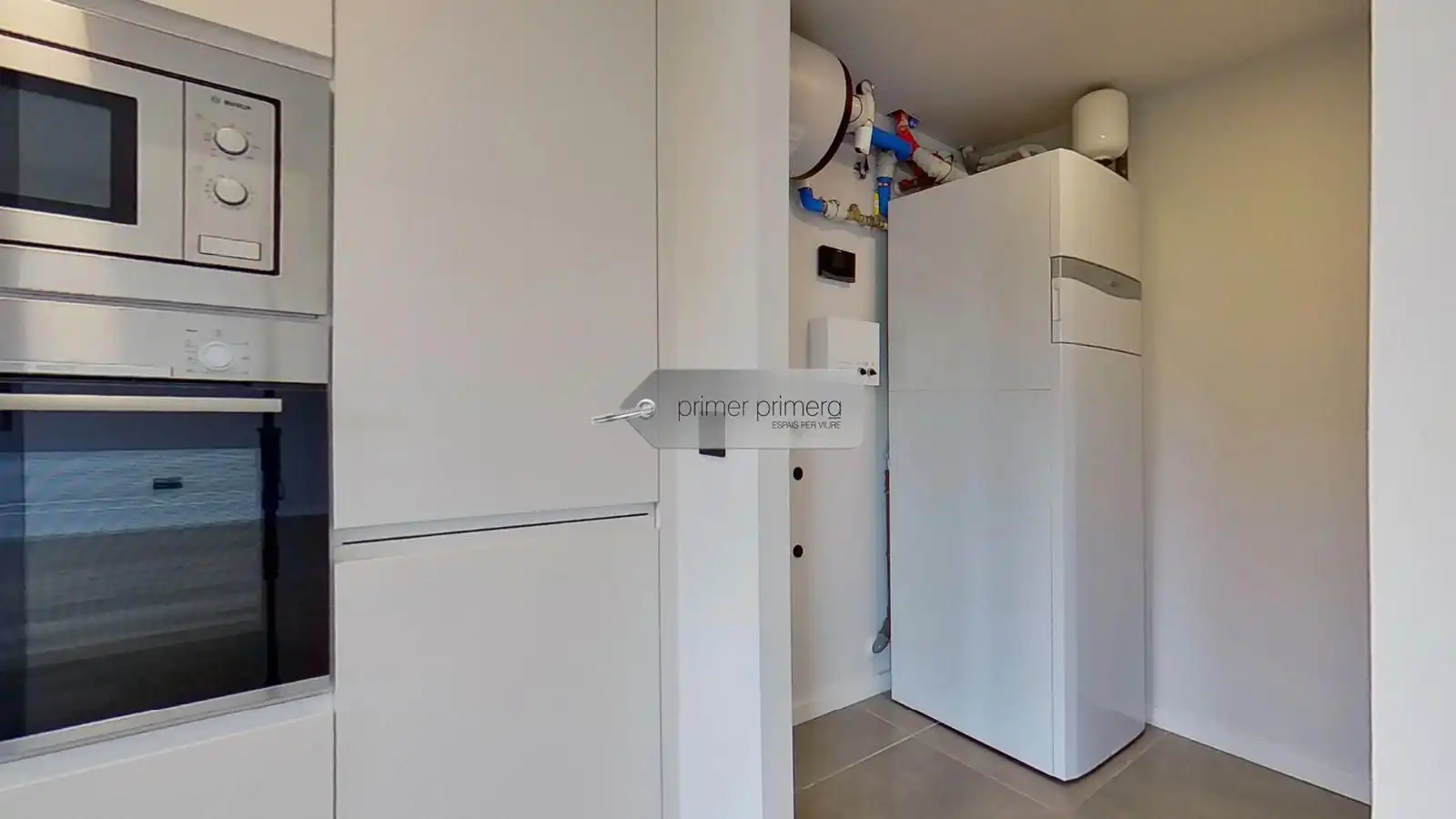Piso en venta en Europa, La Girada