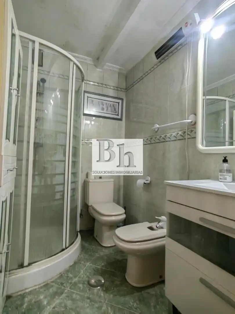 Baño de Piso en venta en Málaga con Aire acondicionado y Terraza