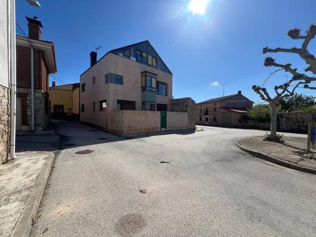 Casa-chalet en Venta en Frandovínez