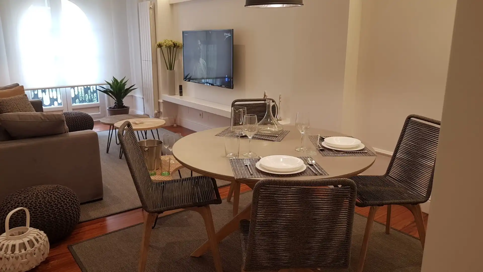 Esszimmer von Wohnung zur Miete in Santiago de Compostela  mit Heizung, Möbliert und Balkon