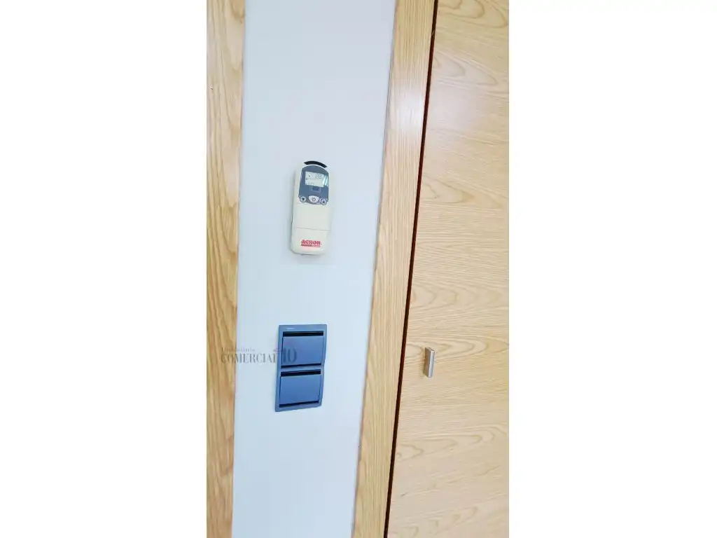 Office space with lift to rent in Calle Luis Alvarez Lencero, imagen 9