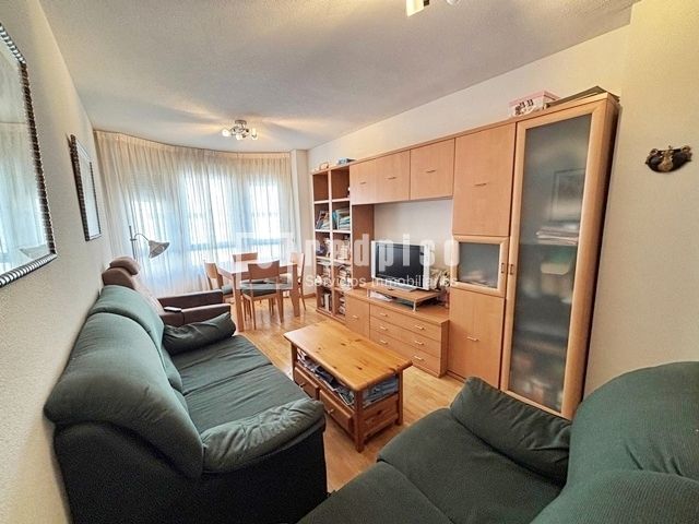 Living room of Flat for sale in Guadalajara Capital  with Air Conditioner, Heating and Parquet flooring
