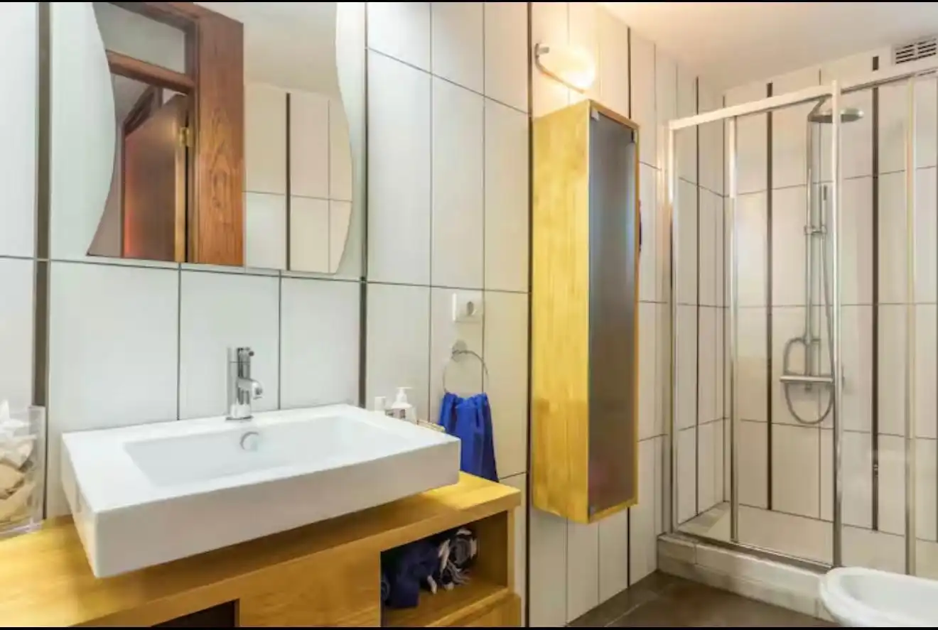 Bany de Apartament en venda en Las Palmas de Gran Canaria amb Moblat