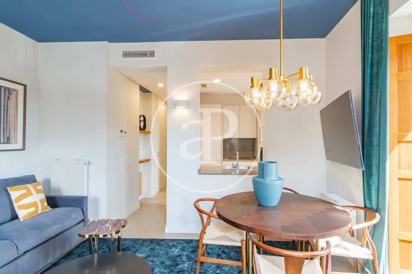 Flat for rent in C. de San Bernardo, Universidad - Malasaña