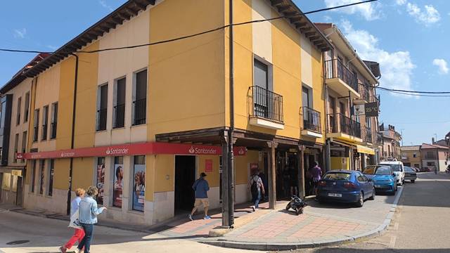 Piso en Venta en Calle Constitución, 27 en Villalón de Campos
