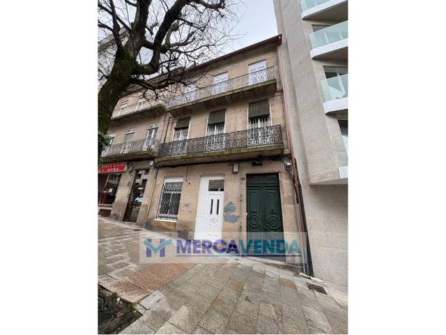 Piso en Venta en Rúa Vázquez Varela, 71 en Plaza España - Corte Inglés