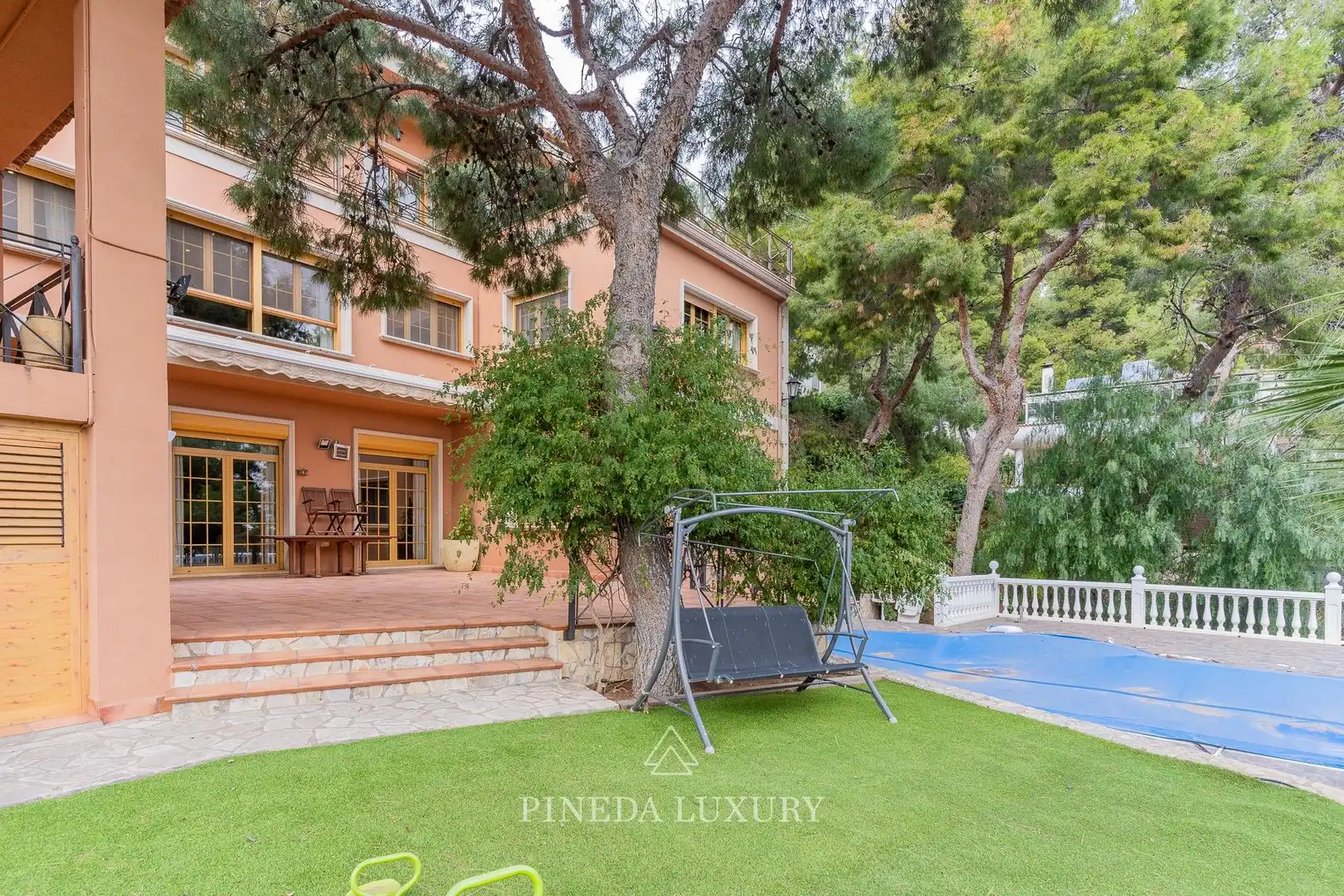 Houses for sale in Paseo de Murviedro, Centro - El Castillo, Sagunto ciudad