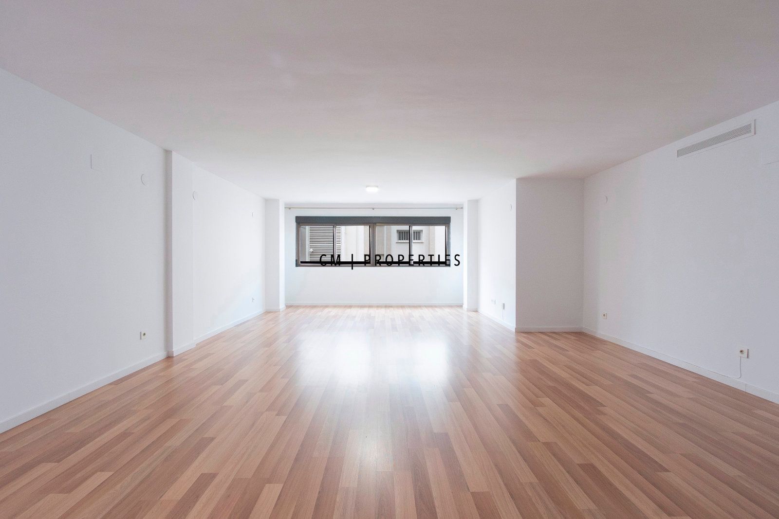 Sala d'estar de Pis de lloguer en  Valencia Capital amb Aire condicionat, Calefacció i Parquet