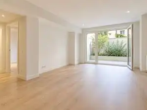 Flat with lift for sale in Chamberí