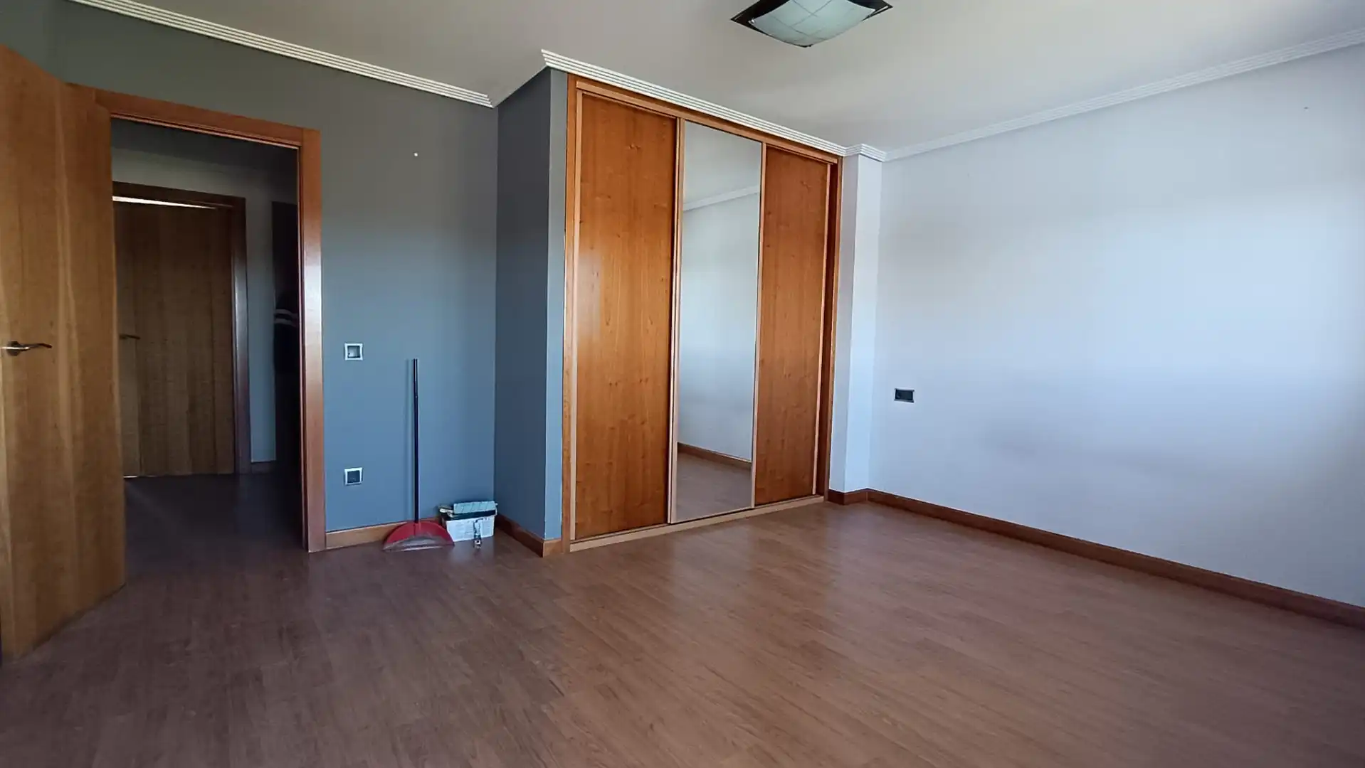 Schlafzimmer von Haus oder Chalet zum Verkauf in Villares de la Reina mit Heizung und Terrasse