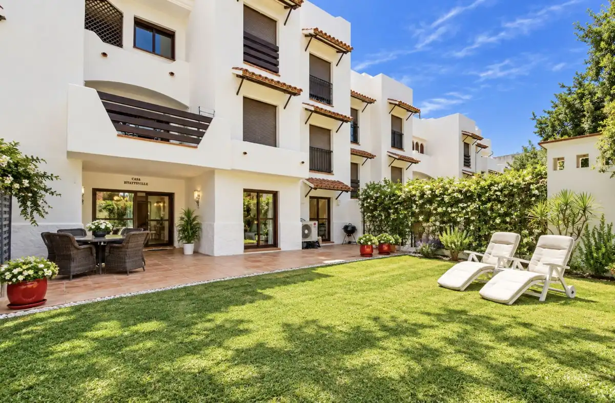 Ground floor with pool for sale in Selwo, imagen 16