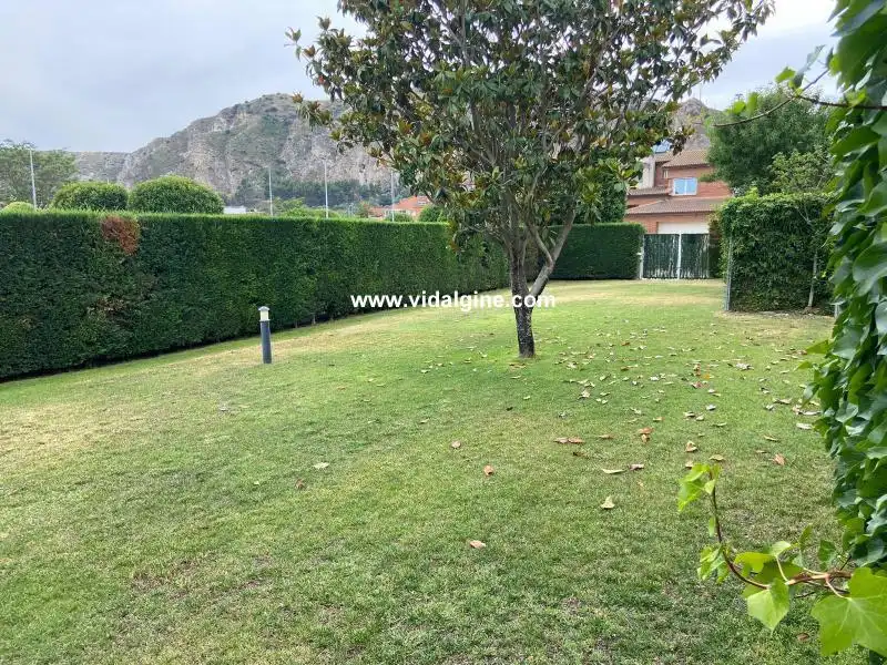Jardín de Casa adosada en venta en Os de Balaguer con Aire acondicionado, Calefacción y Jardín privado