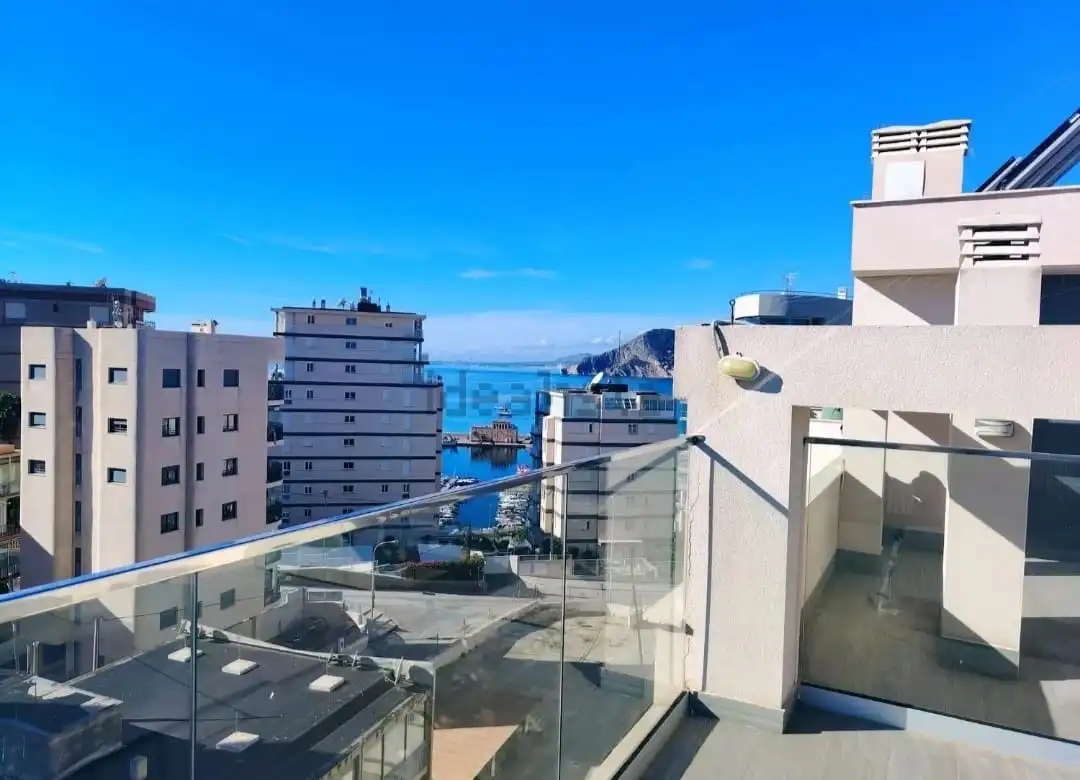 Flat with terrace for sale in Puerto