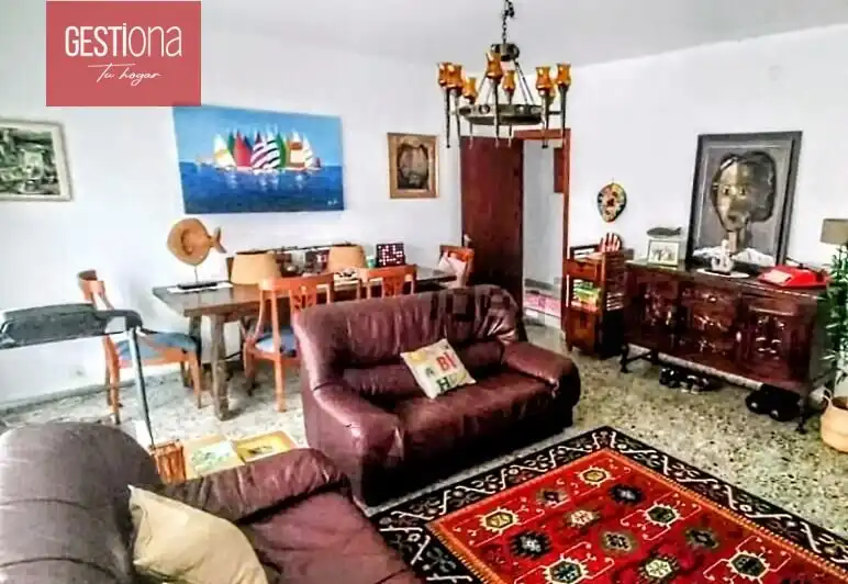 Sala de estar de Casa o chalet en venta en Noja con Jardín privado, Terraza y Balcón
