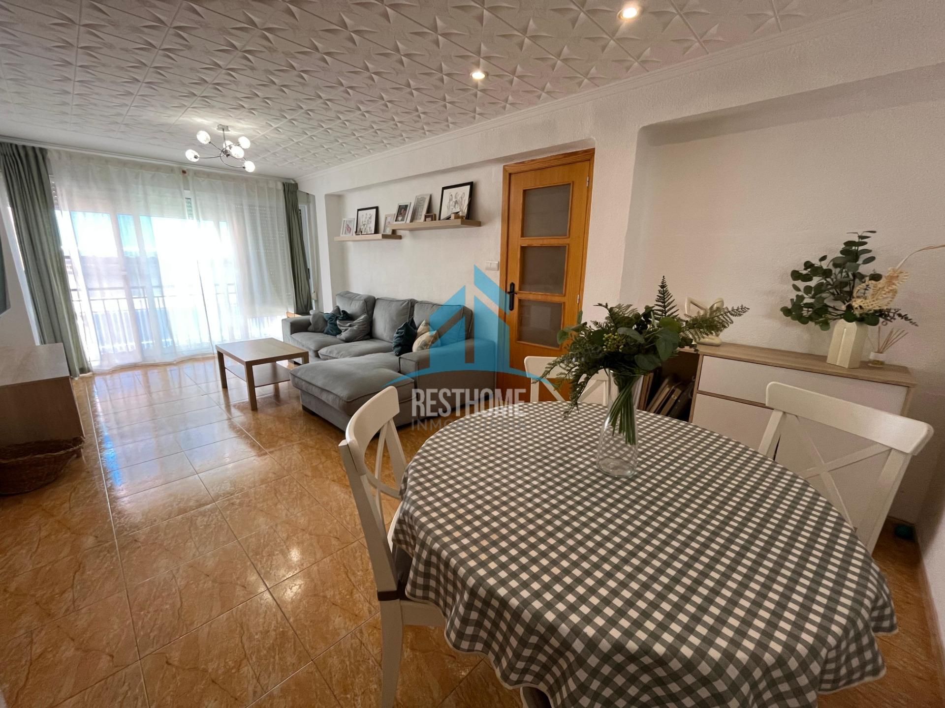 Vista exterior de Piso en venta en Cullera con Aire acondicionado