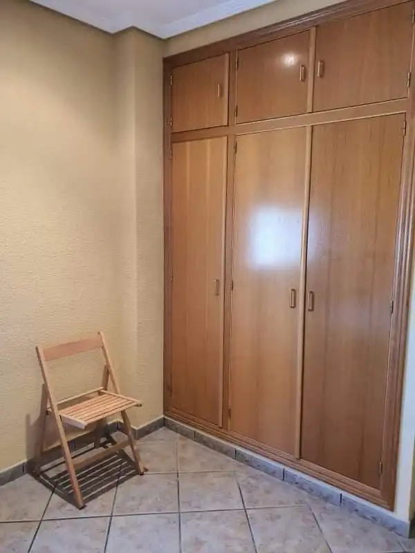 Dormitori de Casa o xalet en venda en Alicante / Alacant amb Jardí privat, Terrassa i Piscina