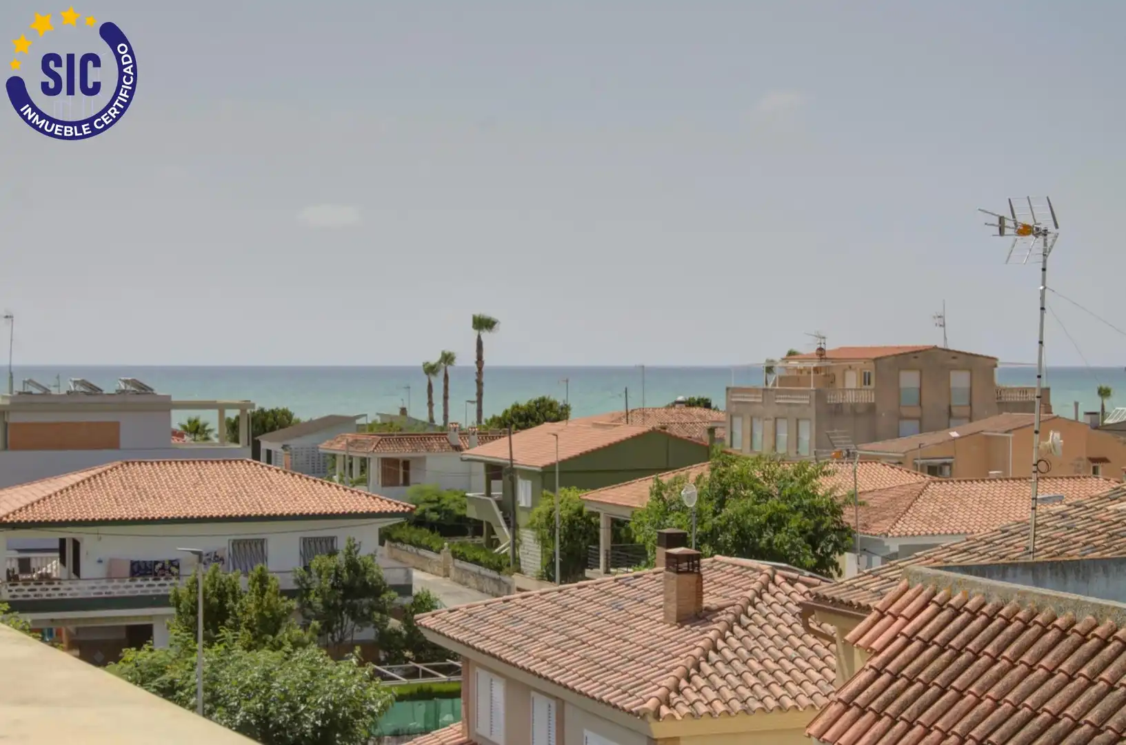 Vista exterior de Casa adosada en venta en Chilches / Xilxes con Jardín privado, Terraza y Amueblado