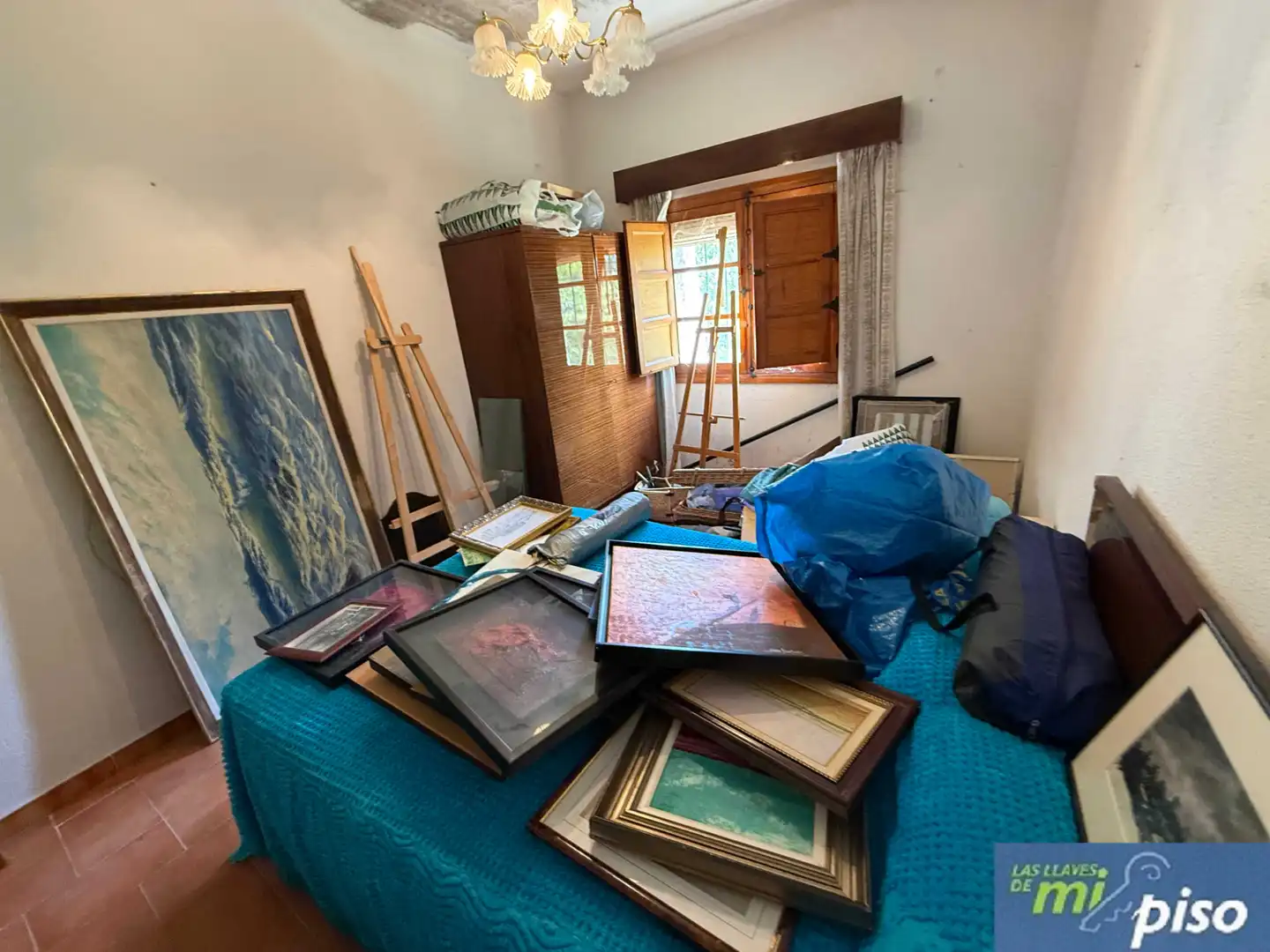 Sala d'estar de Casa o xalet en venda en Cubillas de Santa Marta amb Jardí privat, Terrassa i Traster