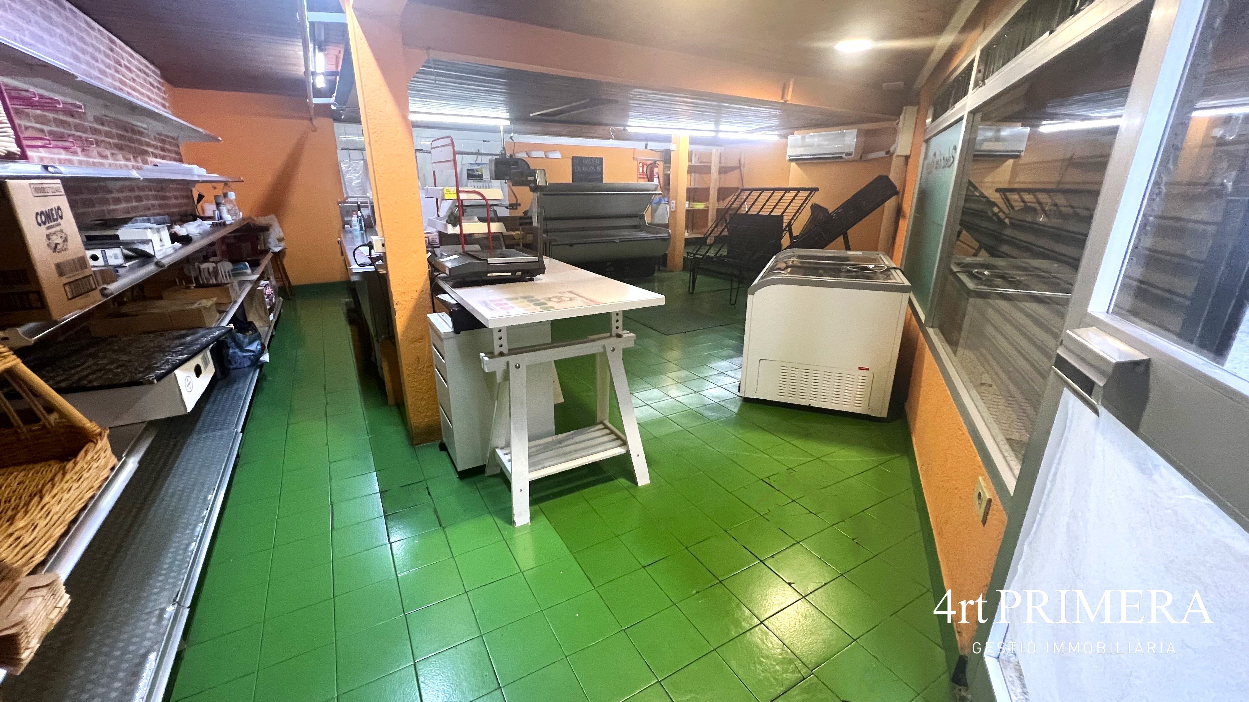 Local de lloguer a Carrer Navarra