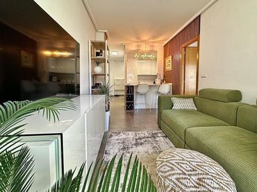 Apartament amb balcó en venda a SAN JULIAN