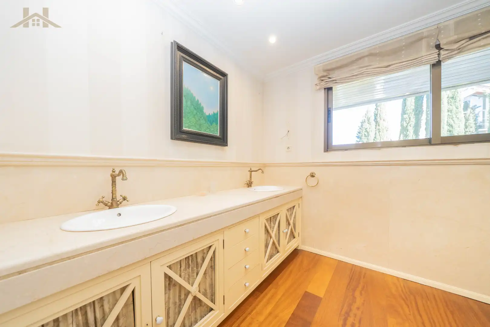 Bathroom of Houses for sale in Majadahonda  with Air Conditioner, Heating and Private garden