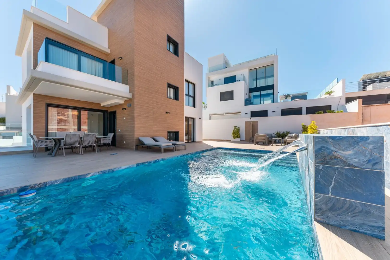 Chalet con piscina en venta en Orihuela Costa, imagen 3