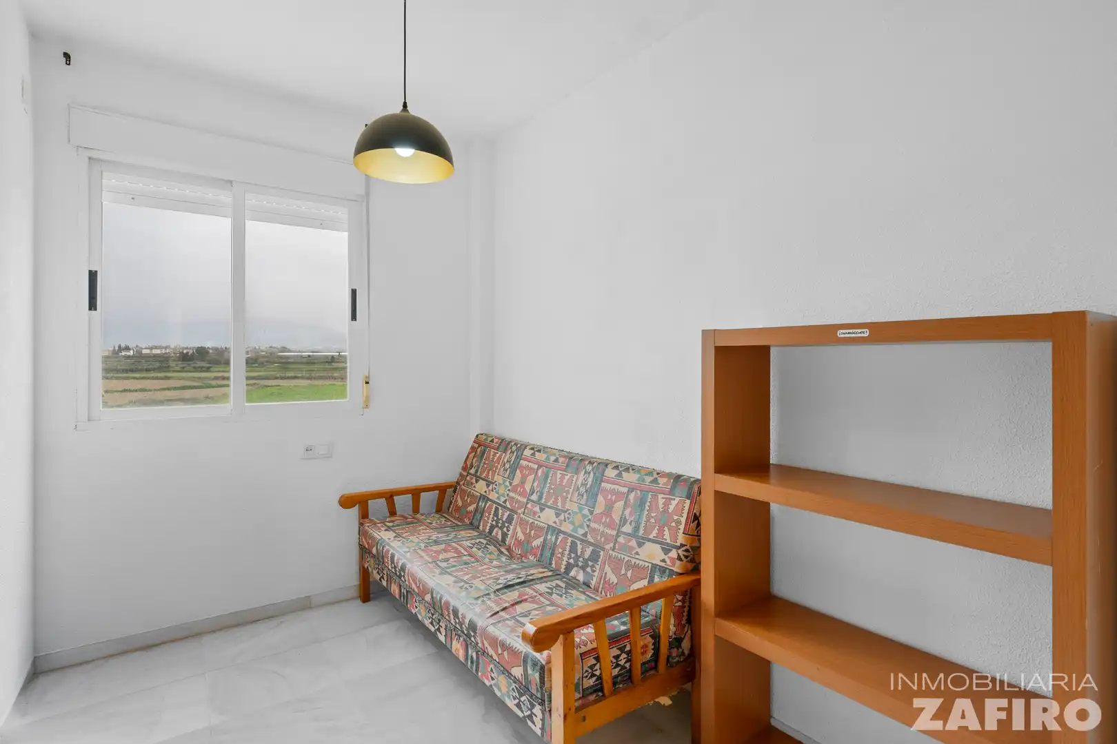 Habitación de Casa adosada en venta en Las Gabias con Trastero y Balcón